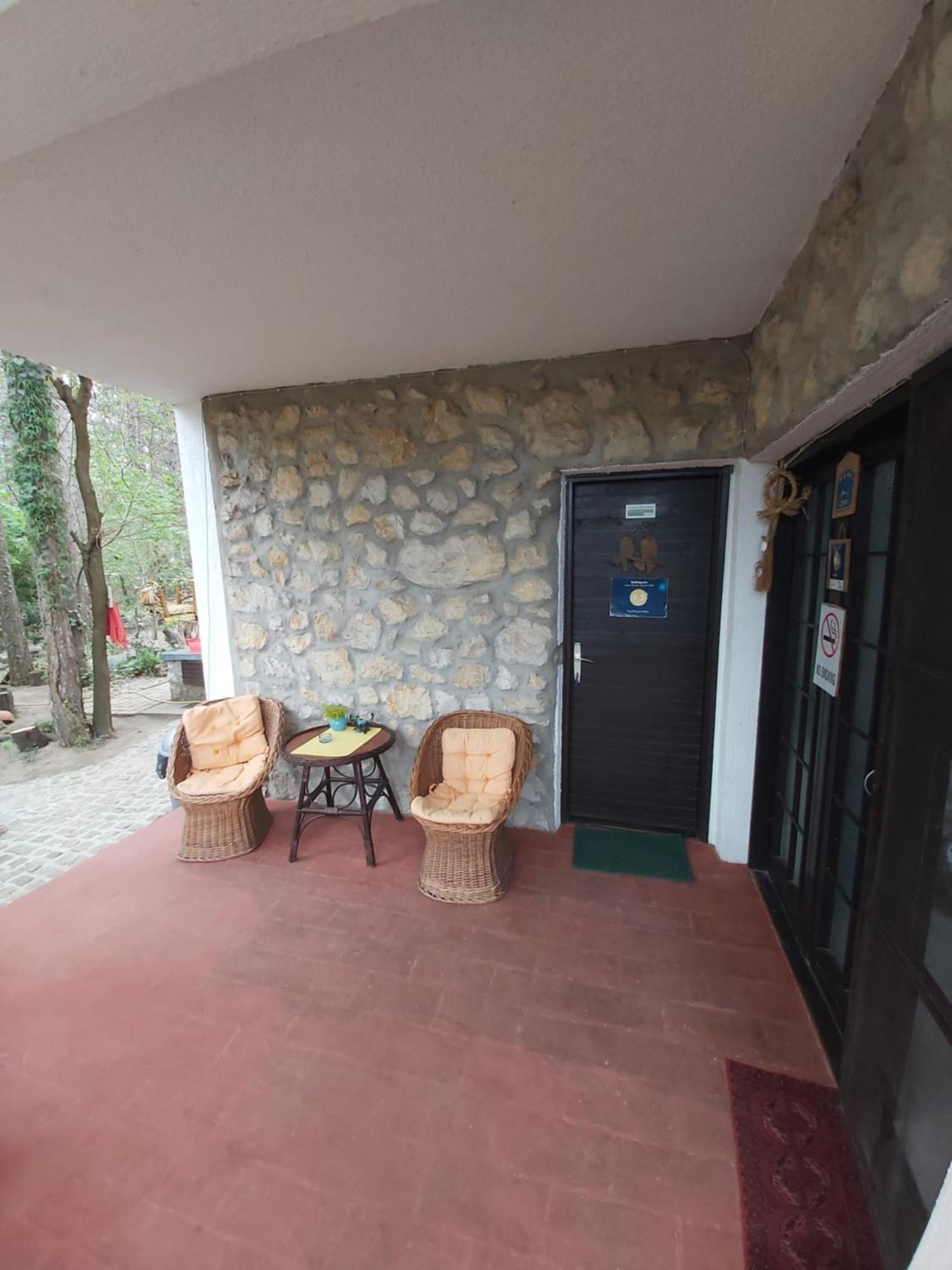 Guesthouse Bajka Vinci Pokoj fotografie