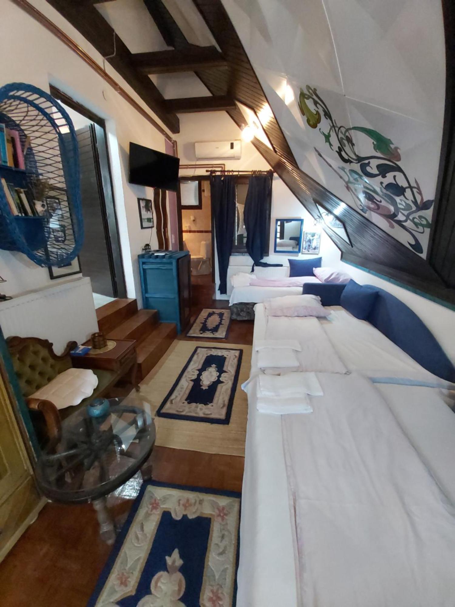 Guesthouse Bajka Vinci Pokoj fotografie