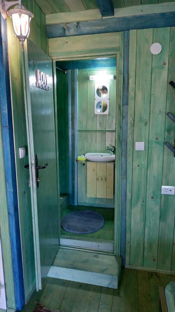 Guesthouse Bajka Vinci Exteriér fotografie
